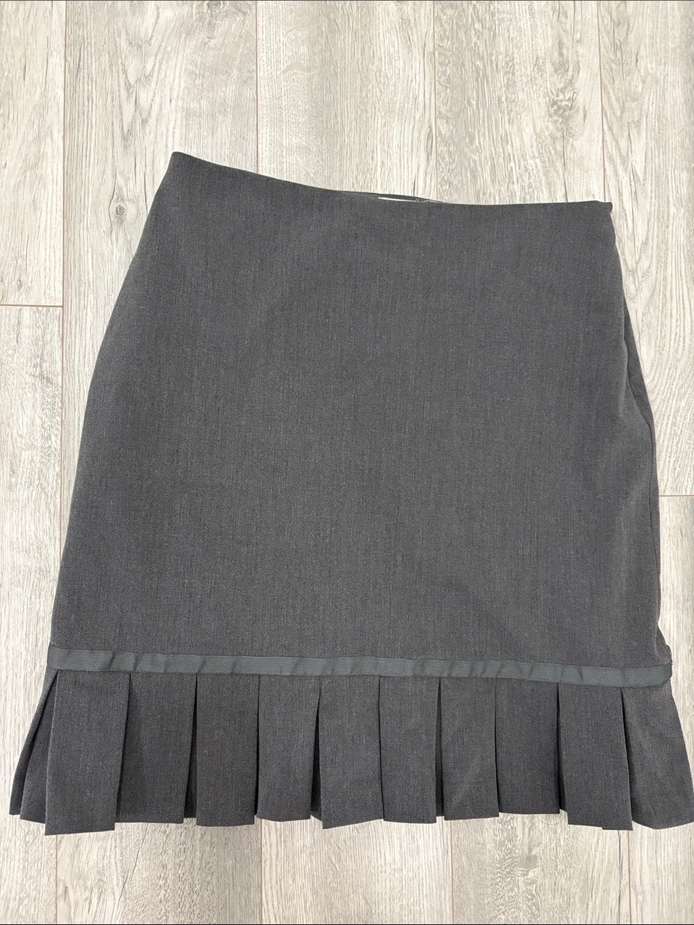 Ricki’s - Grey Skirt - Size 8